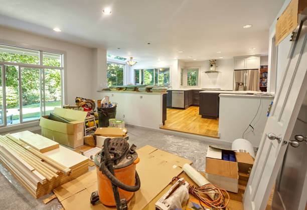 Professional Kitchen Remodeling technician working in Renton, WA
